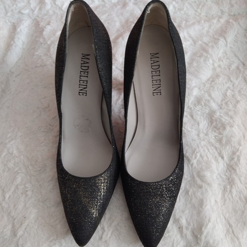 Neuwertige high heels - high,